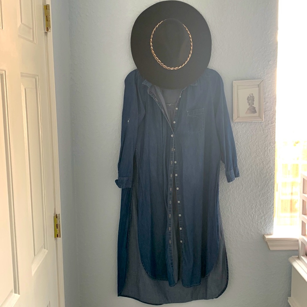 Denim button down duster!!! 🦄